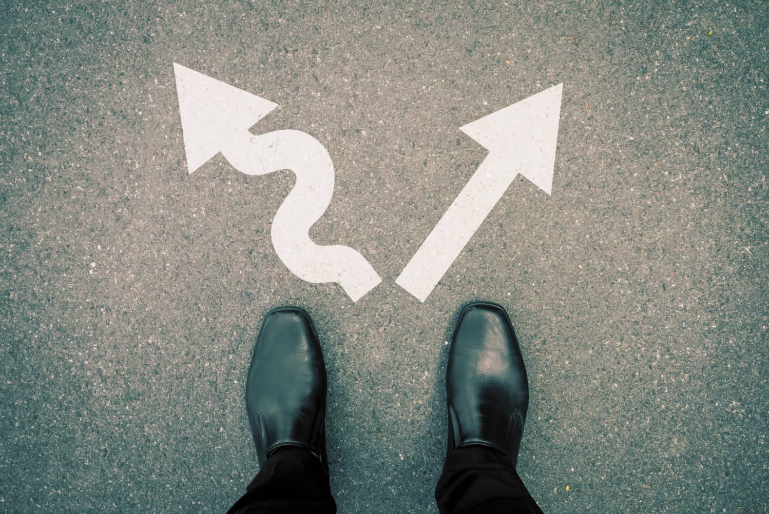 Beslut om människor när organisationer går från personprofiler till beslutsinfrastruktur